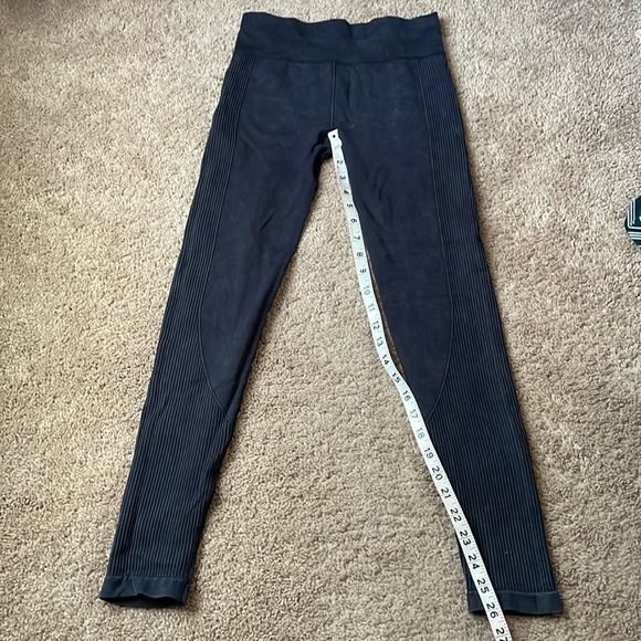 Bundle of 2 Aeropastle leggings size small - Picture 2 of 11